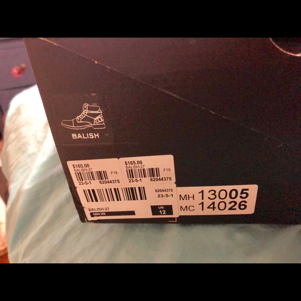 Boots - Picture 6 of 6